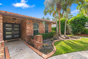 10027 Ramblewood Drive, Coral Springs, FL 33071 - MLS#B26013029