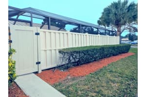 5513 Eagle Lake Drive, Palm Beach Gardens, FL 33418 - MLS#B26013034