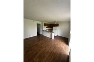 5156 Ne 6th Avenue 205, Oakland Park, Fl 33334, Oakland Park