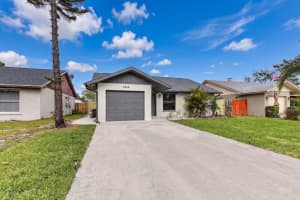 5868 Collins Avenue, Stuart, FL 34997 - MLS#B26013076