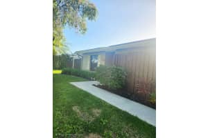 63 Meadows Drive, Boynton Beach, FL 33436 - MLS#B26013086