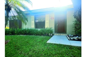 63 Meadows Drive, Boynton Beach, FL 33436 - MLS#B26013086