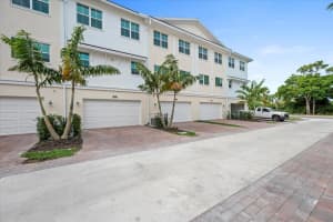 5273 Beckman Terrace, Palm Beach Gardens, FL 33418 - MLS#B26013105
