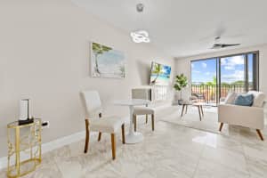 511 Lucerne Avenue, Lake Worth Beach, FL 33460 - MLS#B26013107