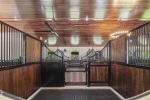 4985 Stables Way, Wellington, FL 33414 - MLS#B26013117