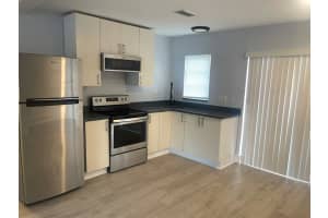 780 46th Court, Oakland Park, FL 33334 - MLS#B26013129