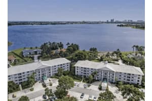 3526 Whitehall Drive 404, West Palm Beach, Fl 33401, West Palm Beach