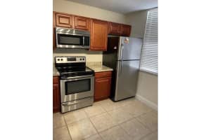 3526 Whitehall Drive, West Palm Beach, FL 33401 - MLS#B26013152