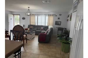 445 Hunting Club Avenue, Clewiston, FL 33440 - MLS#B26013165