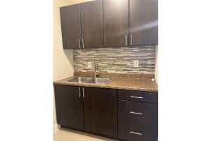 2721 72nd Terrace, Hollywood, FL 33024 - MLS#B26013199