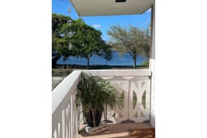 2020 Lake Osborne Drive, Lake Worth Beach, FL 33461 - MLS#B26013203