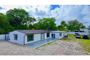 696 Arlington Drive, West Palm Beach, FL 33415 - MLS#B26013213