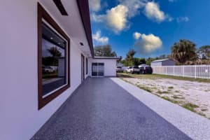 696 Arlington Drive, West Palm Beach, FL 33415 - MLS#B26013213