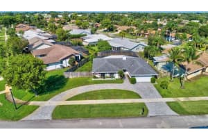 4833 Fox Hunt Trail, Boca Raton, FL 33487 - MLS#B26013227