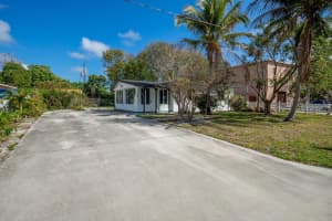 113 8th Avenue, Boynton Beach, FL 33435 - MLS#B26013262