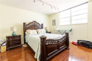 4250 Galt Ocean Drive, Fort Lauderdale, FL 33308 - MLS#B26013281