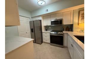 236 Village Boulevard, Tequesta, FL 33469 - MLS#B26013298