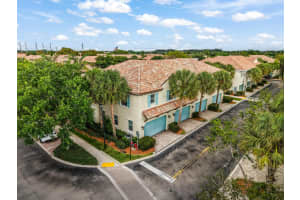 4362 Cascada Circle, Cooper City, FL 33024 - MLS#B26013302