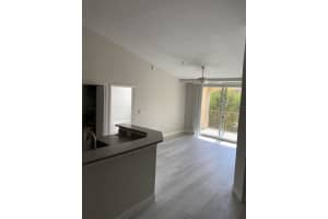 1018 Villa Circle, Boynton Beach, FL 33435 - MLS#B26013317