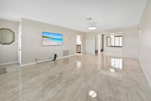 2012 17th Avenue, Boynton Beach, FL 33426 - MLS#B26013328