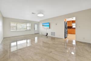 2012 17th Avenue, Boynton Beach, FL 33426 - MLS#B26013328