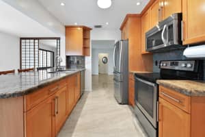 2012 17th Avenue, Boynton Beach, FL 33426 - MLS#B26013328