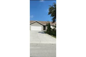 604 Columbus Drive, Port Saint Lucie, FL 34953 - MLS#B26013331