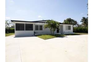 887 Perry Street, Lantana, FL 33462 - MLS#B26013342