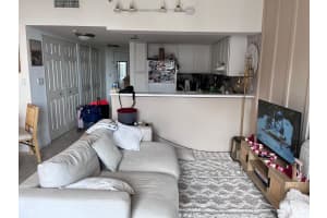 540 Brickell Key Drive, Miami, FL 33131 - MLS#B26013386