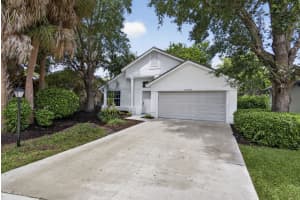 12709 White Coral Drive, Wellington, FL 33414 - MLS#B26013395