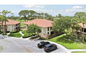 302 Brackenwood Circle, Palm Beach Gardens, FL 33418 - MLS#B26013398