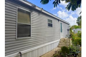 135 Parkside Court, Coconut Creek, FL 33073 - MLS#B26013408