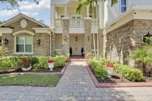 8197 Butler Greenwood Drive, West Palm Beach, FL 33411 - MLS#B26013410