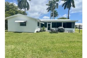 811 18th Court, Boynton Beach, FL 33426 - MLS#B26013442