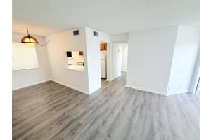 1720 Congress Avenue, West Palm Beach, FL 33401 - MLS#B26013459