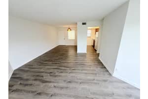 1720 Congress Avenue, West Palm Beach, FL 33401 - MLS#B26013459