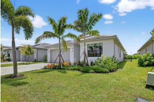 12522 Emerald Estuary Terrace, Port Saint Lucie, FL 34987 - MLS#B26013461