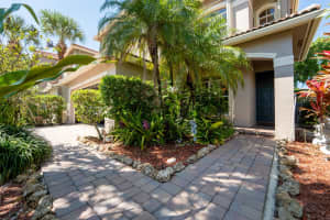 6593 Lurais Drive, Lake Worth, FL 33463 - MLS#B26013468
