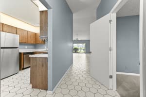 8495 Lake Point Court, Lake Worth, FL 33467 - MLS#B26013477