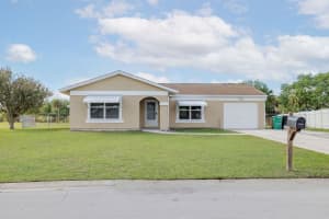 2042 Oxmoor Terrace, Port Saint Lucie, FL 34952 - MLS#B26013516