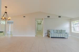 8632 Bridle Path Court, Davie, FL 33328 - MLS#B26013523