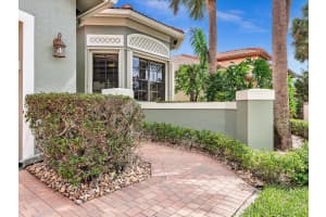 9577 Isles Cay Drive, Delray Beach, FL 33446 - MLS#B26013533