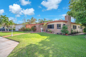 11490 Biscayne Canal Road, Miami, FL 33161 - MLS#B26013546