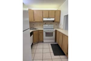 520 Shady Pine Way, Greenacres, FL 33415 - MLS#B26013573