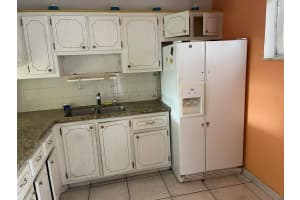 2606 S Garden Dr S 107, Lake Worth, FL 33461, Lake Worth, FL 33461 - MLS#B26013576