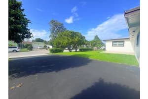 1319 Crest Drive, Lake Worth Beach, FL 33461 - MLS#B26013585