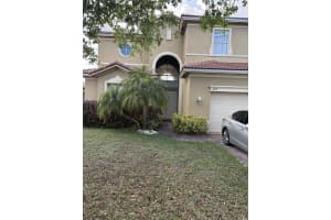 5719 Place Lake Drive, Fort Pierce, FL 34951 - MLS#B26013616