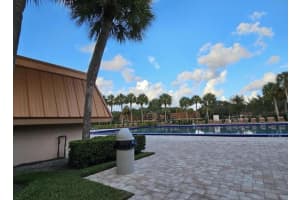 197 Charter Way, West Palm Beach, FL 33407 - MLS#B26013642