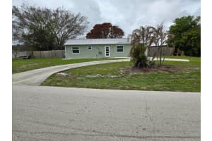 2538 Se Allen Street, Port St. Lucie, Fl 34984, Port Saint Lucie