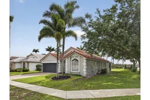 1599 Oak Berry Circle, Wellington, FL 33414 - MLS#B26013646